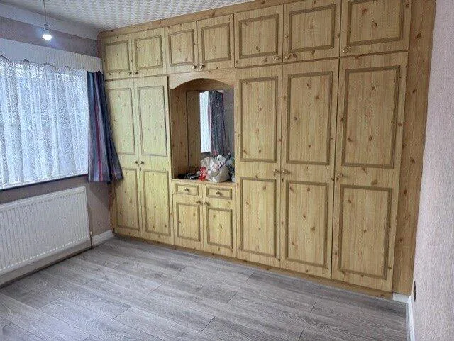 3 bedroom semi-detached house for rent
