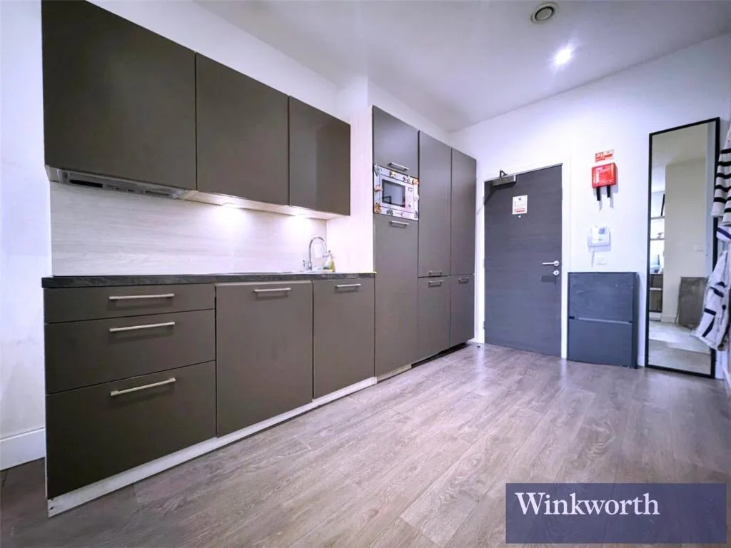 Studio flat for rent
