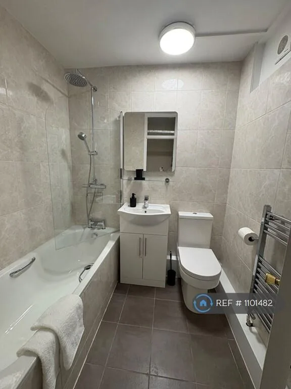 4 bedroom maisonette for rent