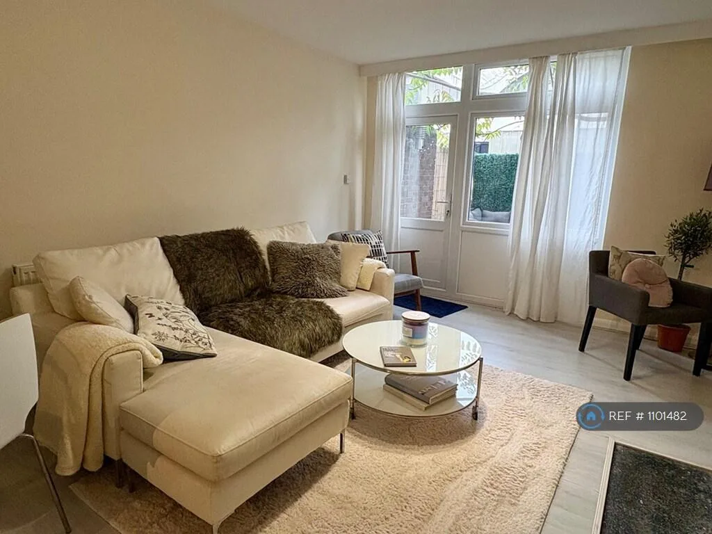 4 bedroom maisonette for rent