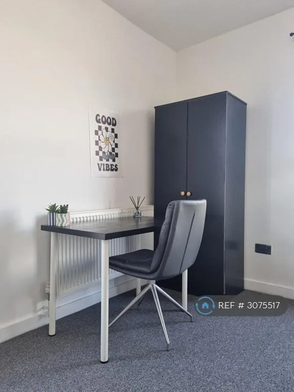 4 bedroom terraced house for rent