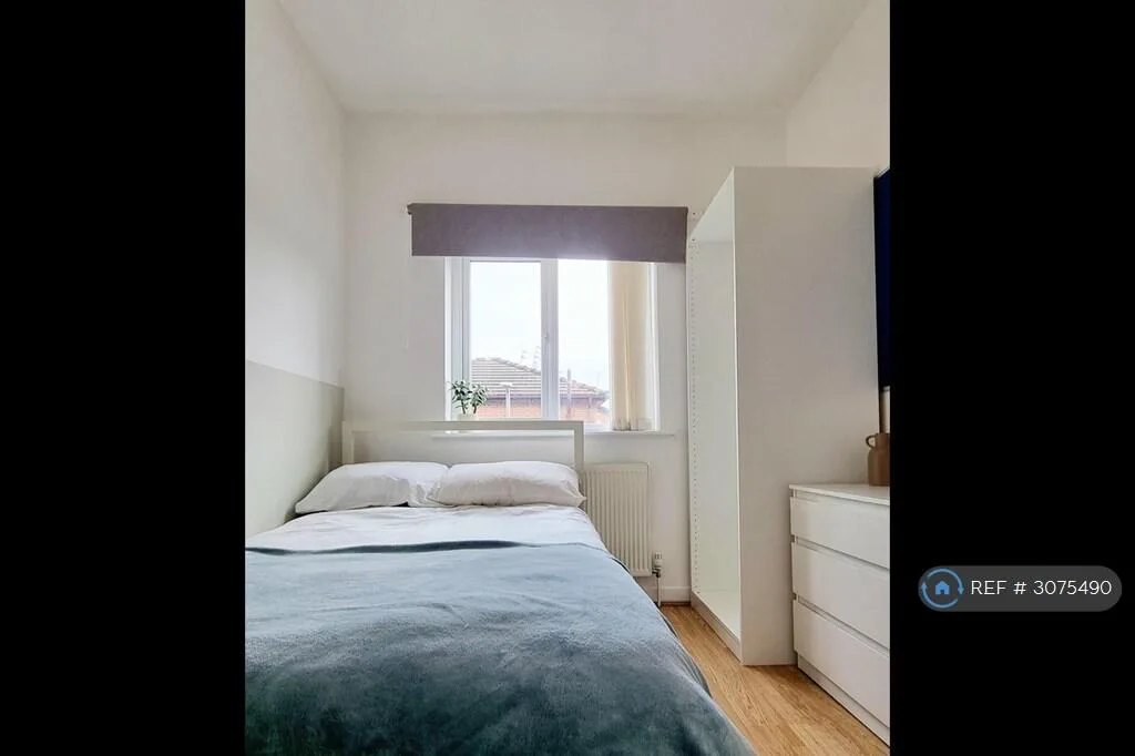 5 bedroom end of terrace house for rent