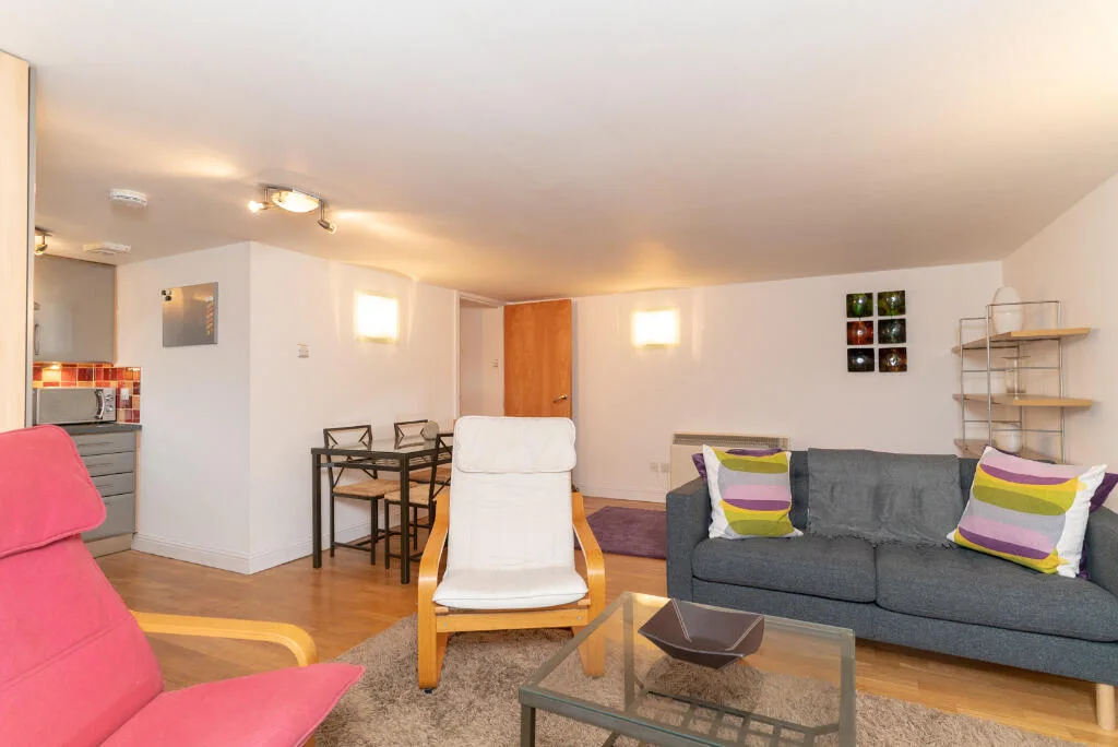 1 bedroom flat for rent