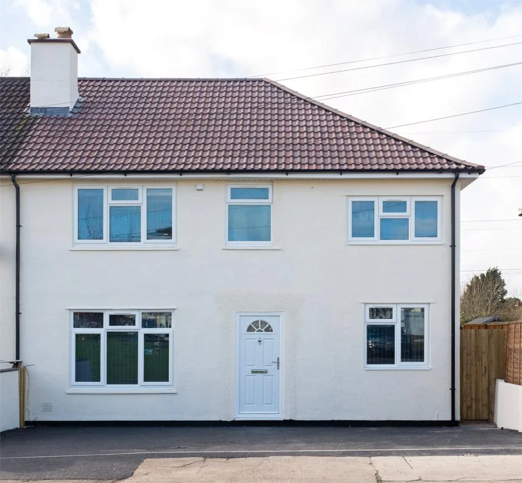 6 bedroom semi-detached house for rent