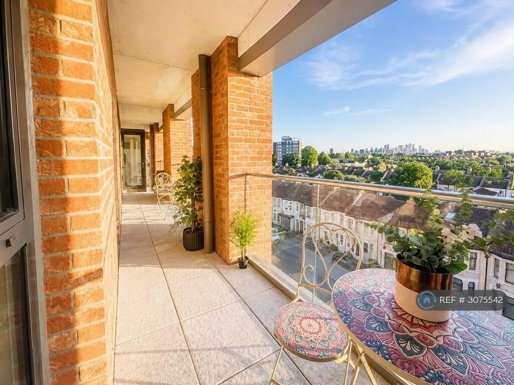 3 bedroom flat for rent