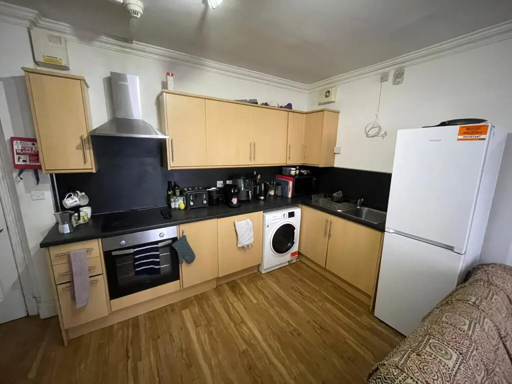 5 bedroom apartment for rent