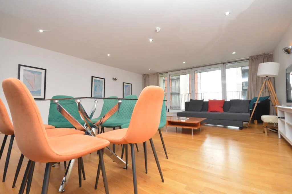 3 bedroom flat for rent