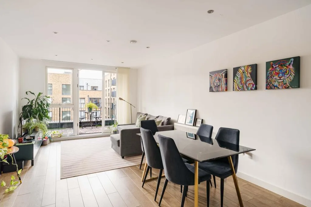 2 bedroom flat for rent