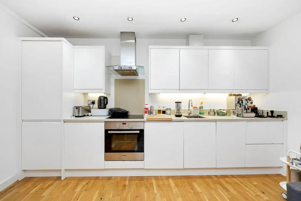 2 bedroom penthouse for rent