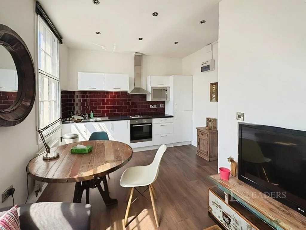 1 bedroom flat for rent