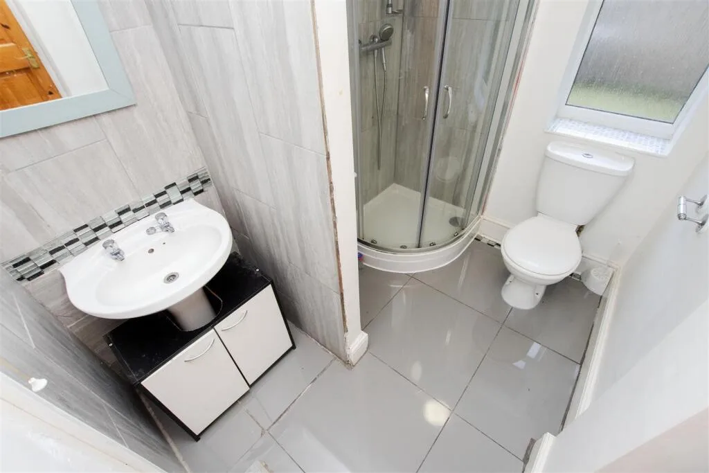 4 bedroom house for rent