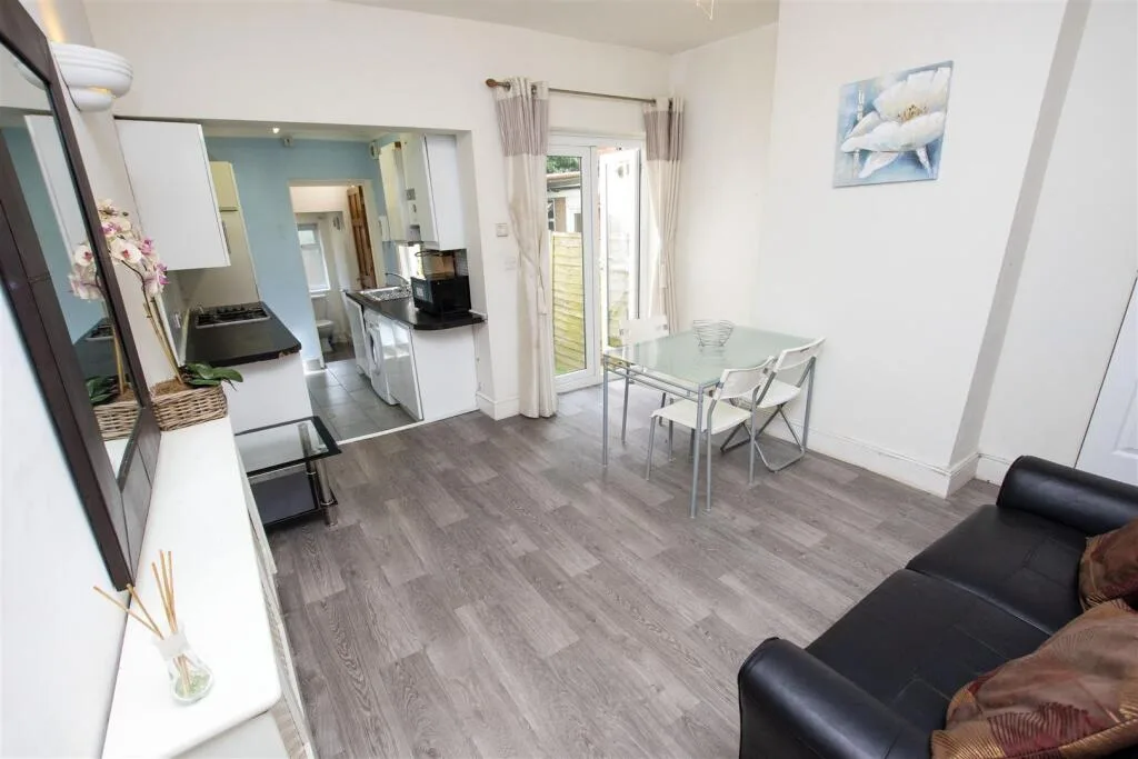 4 bedroom house for rent