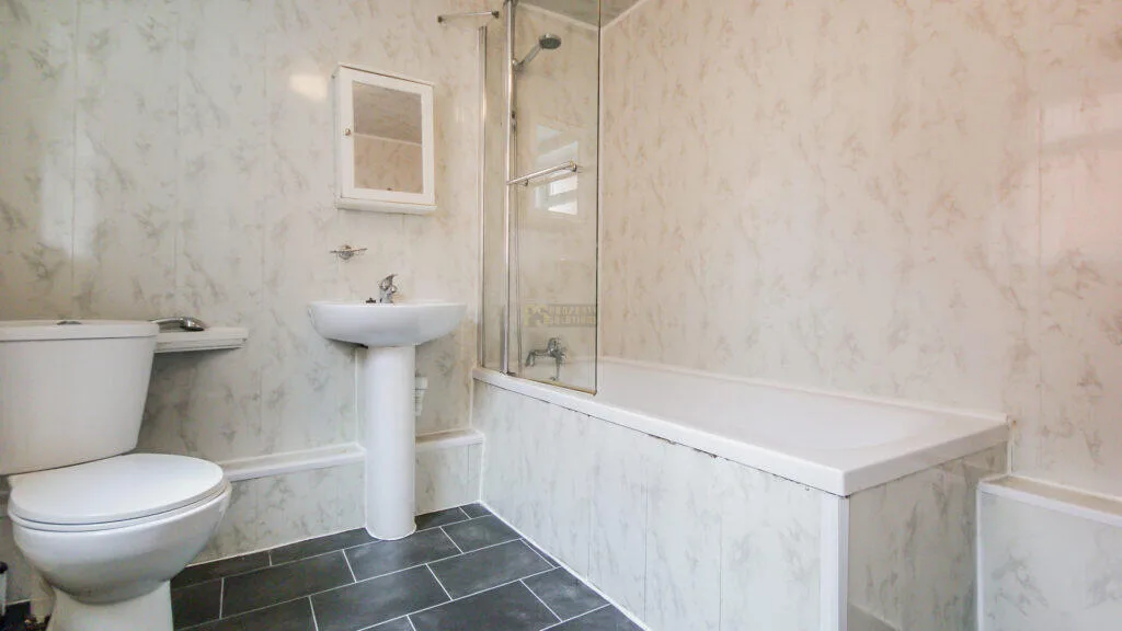 4 bedroom terraced house for rent