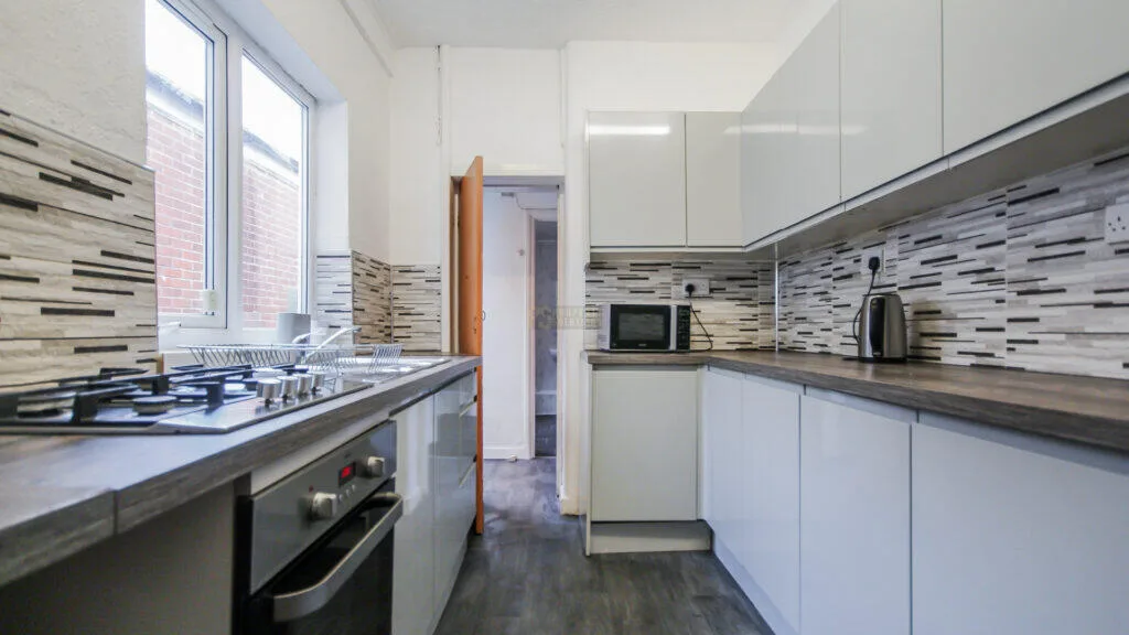 4 bedroom terraced house for rent