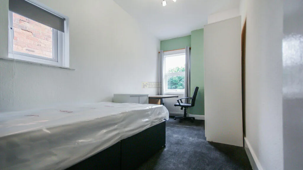4 bedroom terraced house for rent