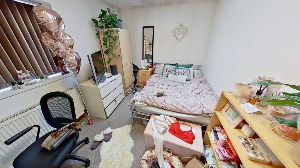 6 bedroom house for rent