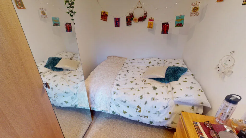 5 bedroom house for rent