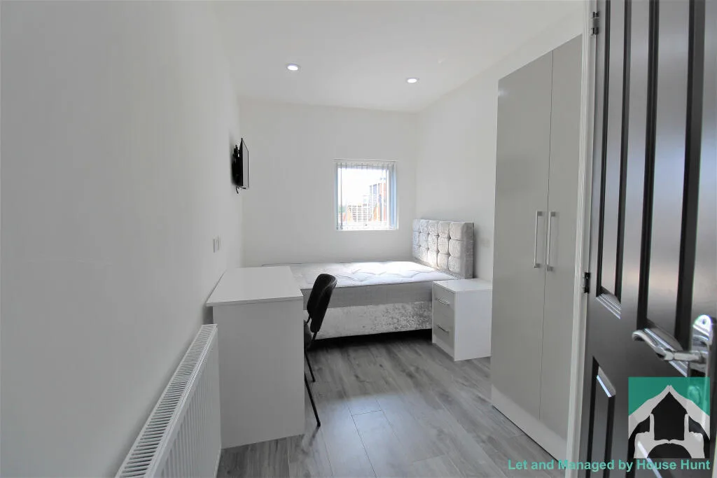 7 bedroom house for rent