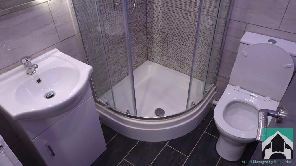 5 bedroom house for rent