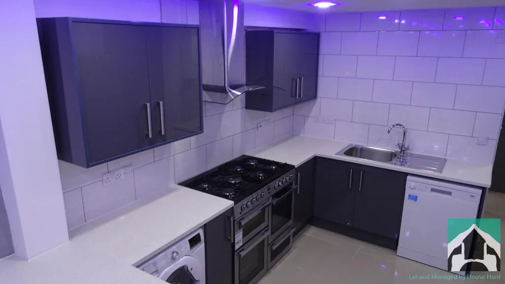 5 bedroom house for rent