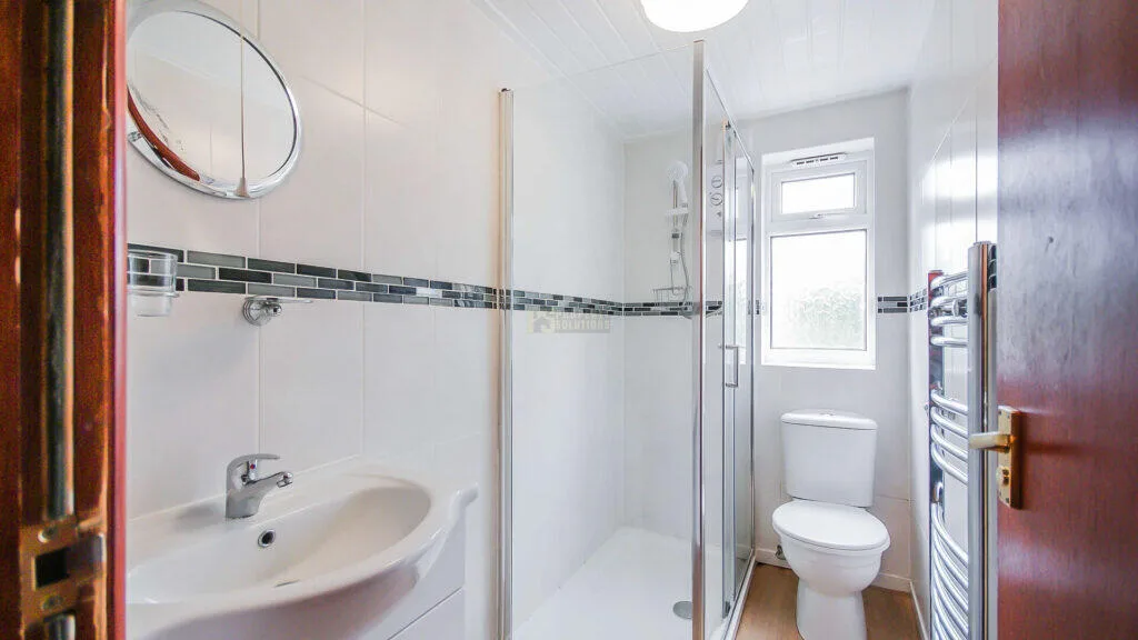 5 bedroom terraced house for rent