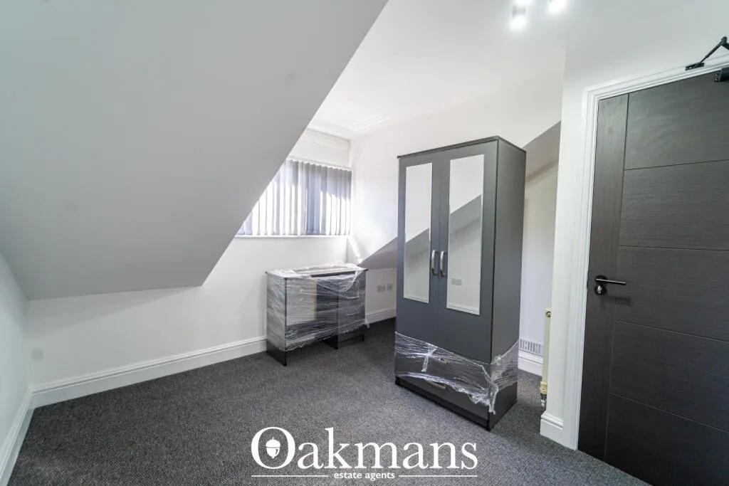 6 bedroom house for rent