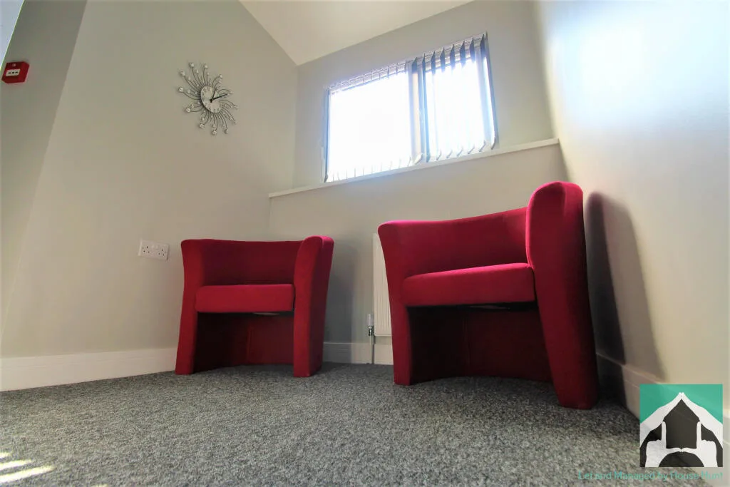 8 bedroom house for rent