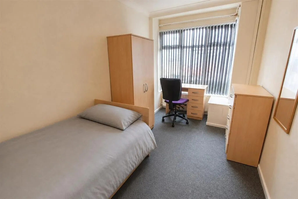4 bedroom house for rent