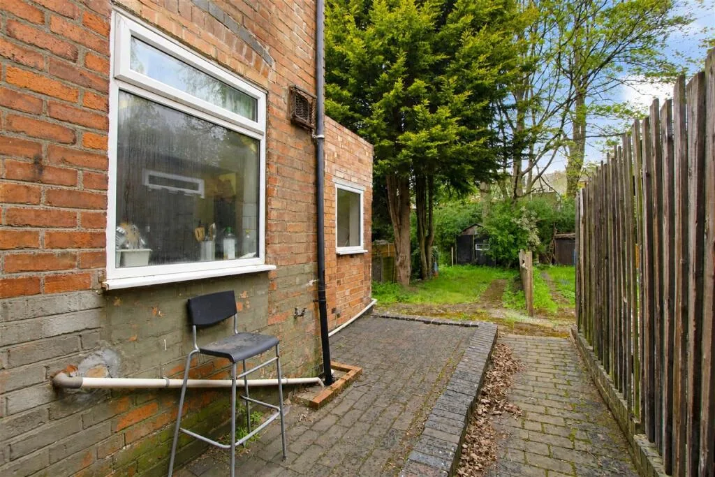 4 bedroom house for rent