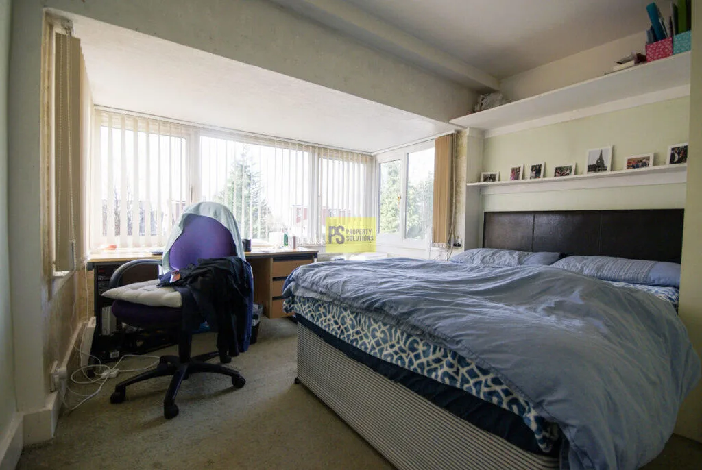 5 bedroom terraced house for rent