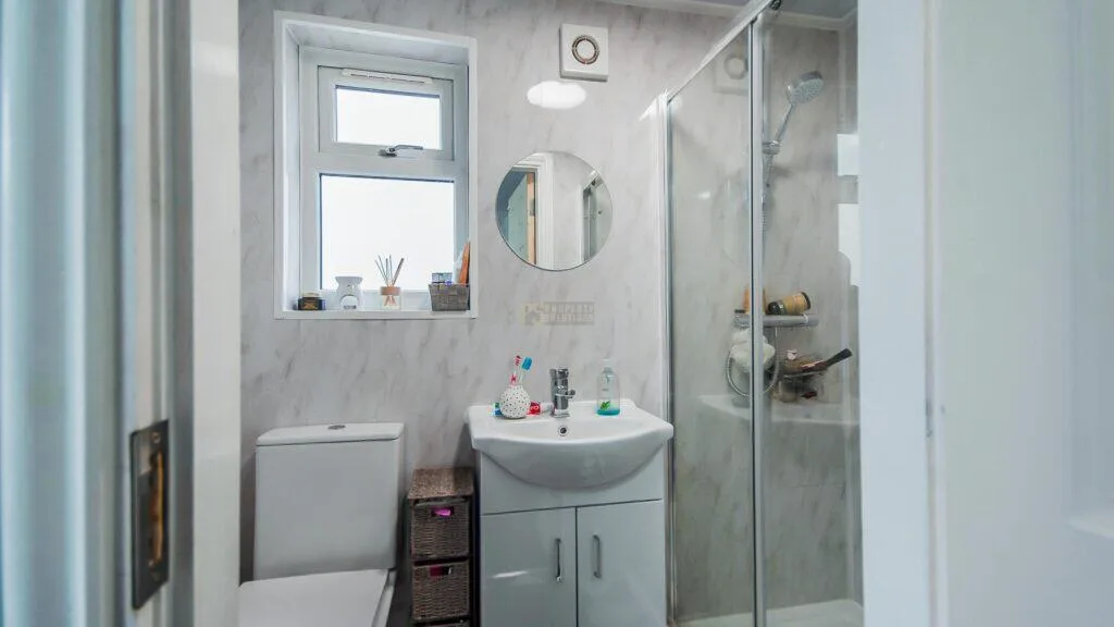 6 bedroom terraced house for rent