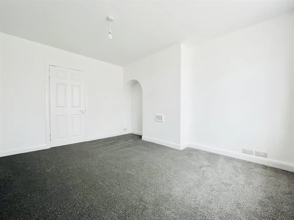 2 bedroom house for rent