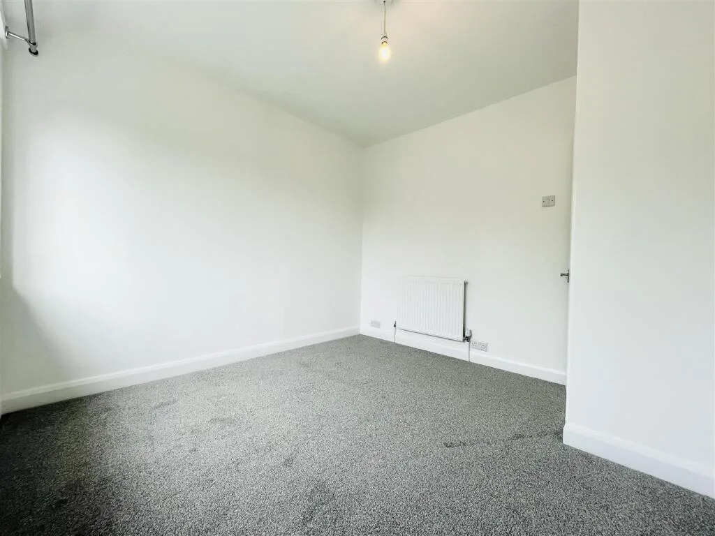 2 bedroom house for rent