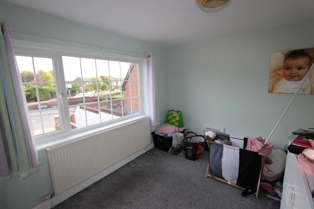 5 bedroom detached house for rent