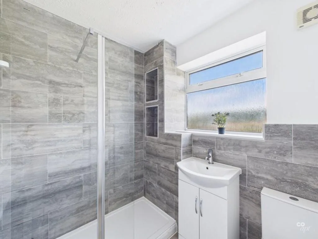 4 bedroom terraced house for rent