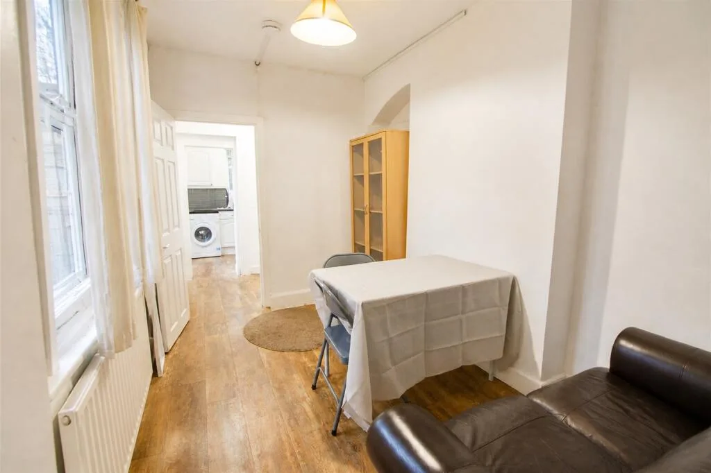 4 bedroom house for rent