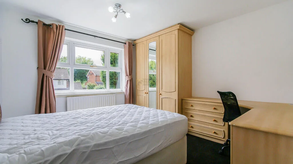4 bedroom detached house for rent