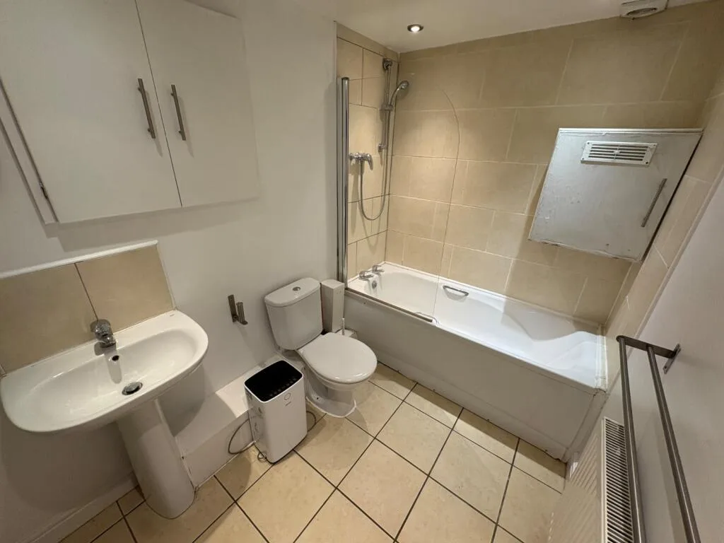 4 bedroom terraced house for rent