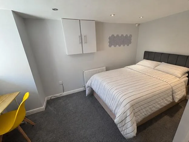 4 bedroom terraced house for rent
