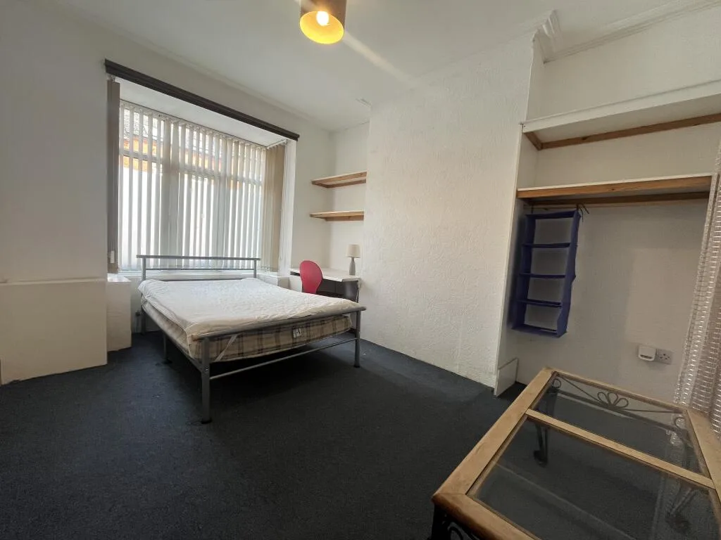 5 bedroom house for rent
