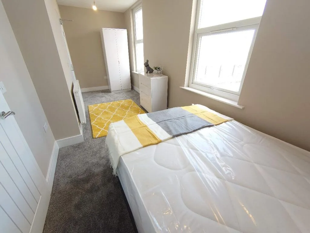 4 bedroom terraced house for rent