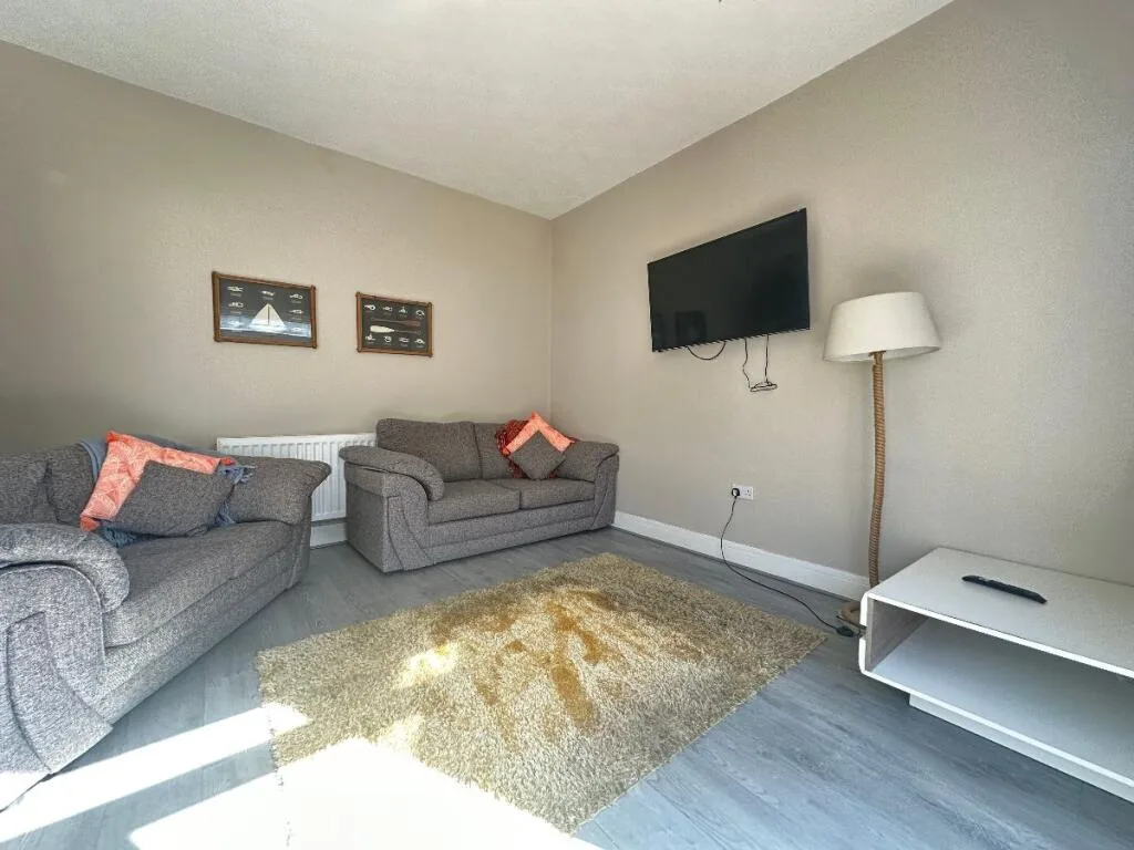 4 bedroom terraced house for rent