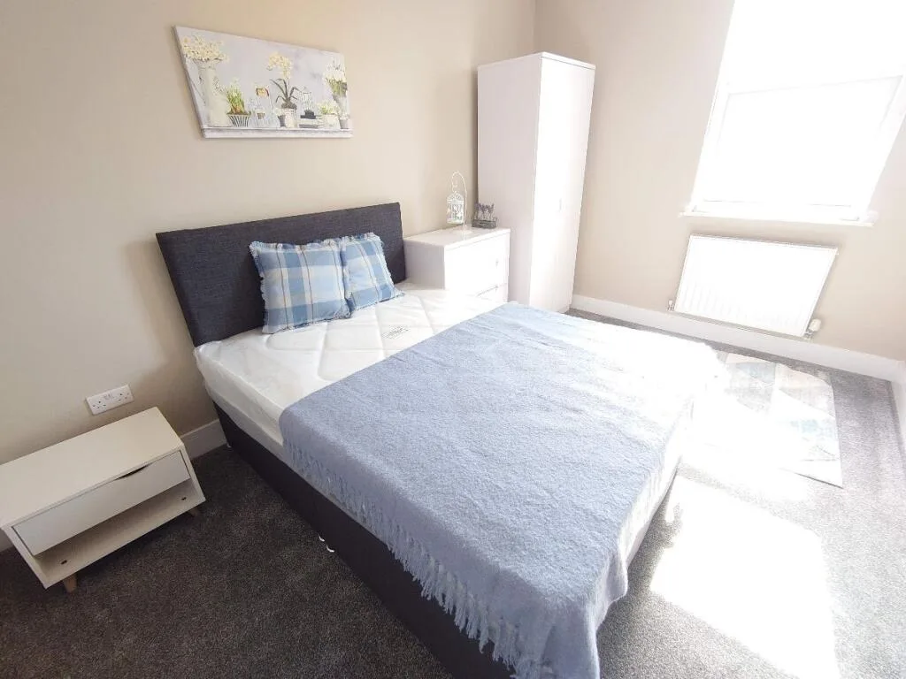 4 bedroom terraced house for rent