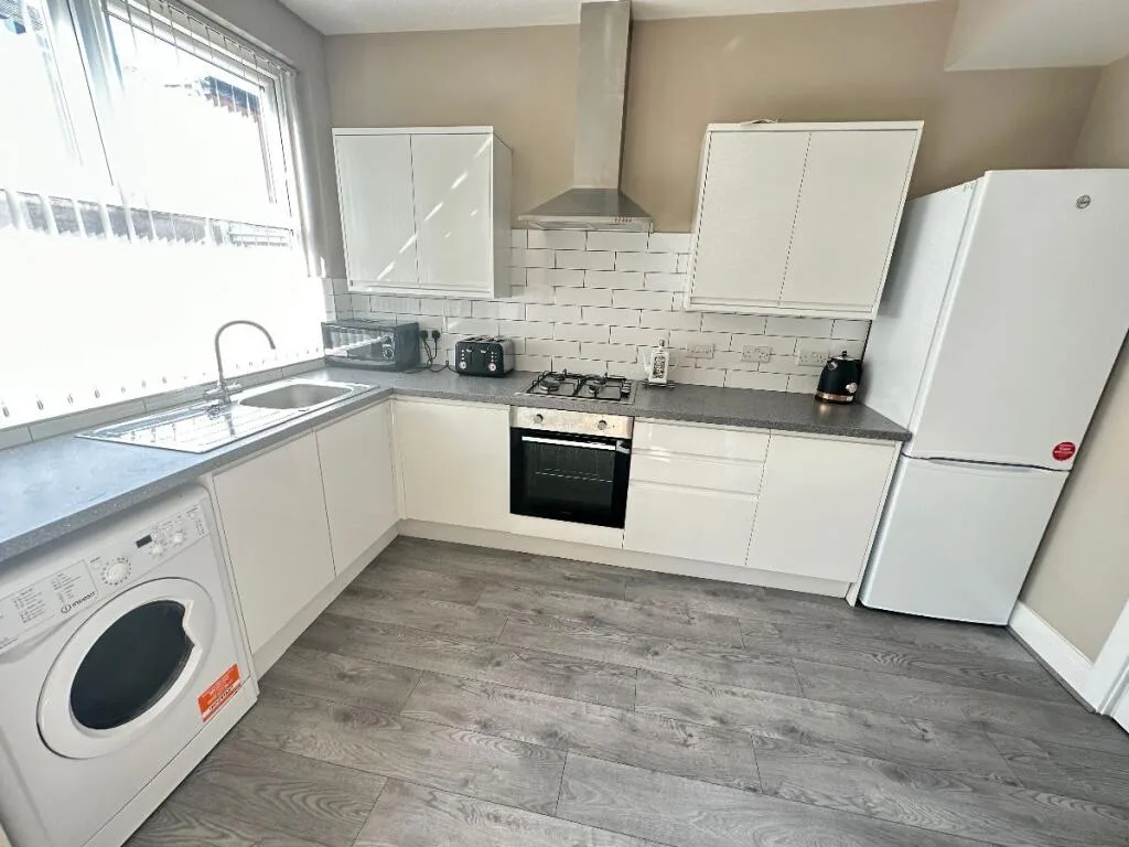 4 bedroom terraced house for rent