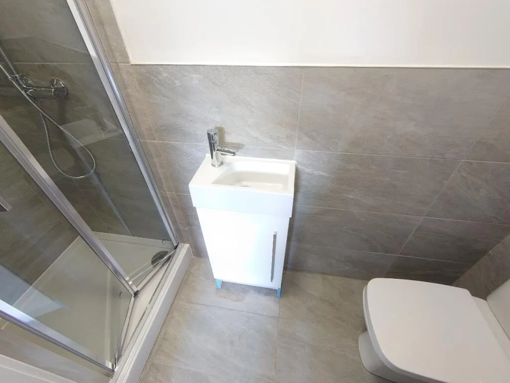 4 bedroom terraced house for rent