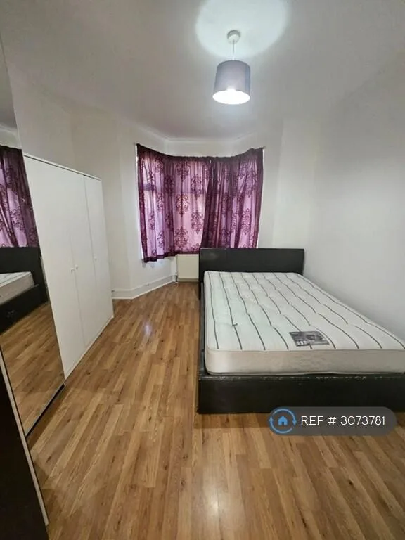 4 bedroom terraced house for rent