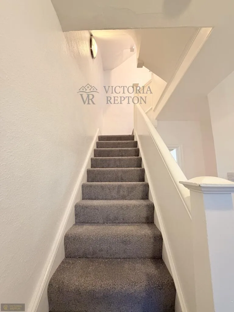 4 bedroom terraced house for rent