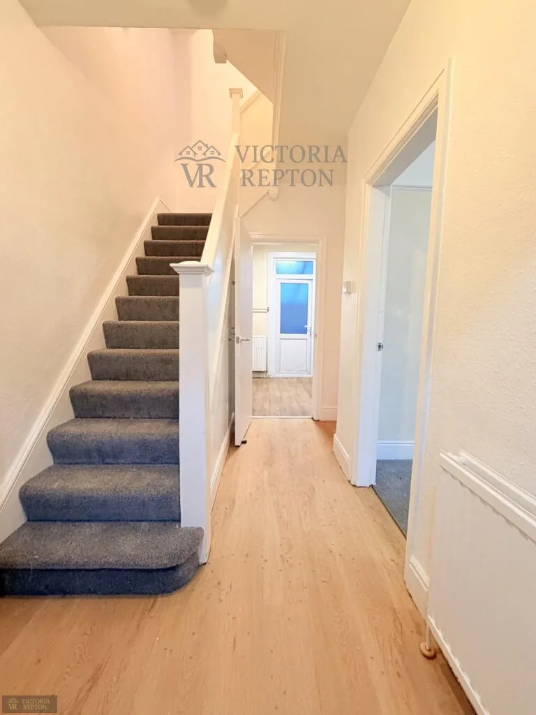 4 bedroom terraced house for rent