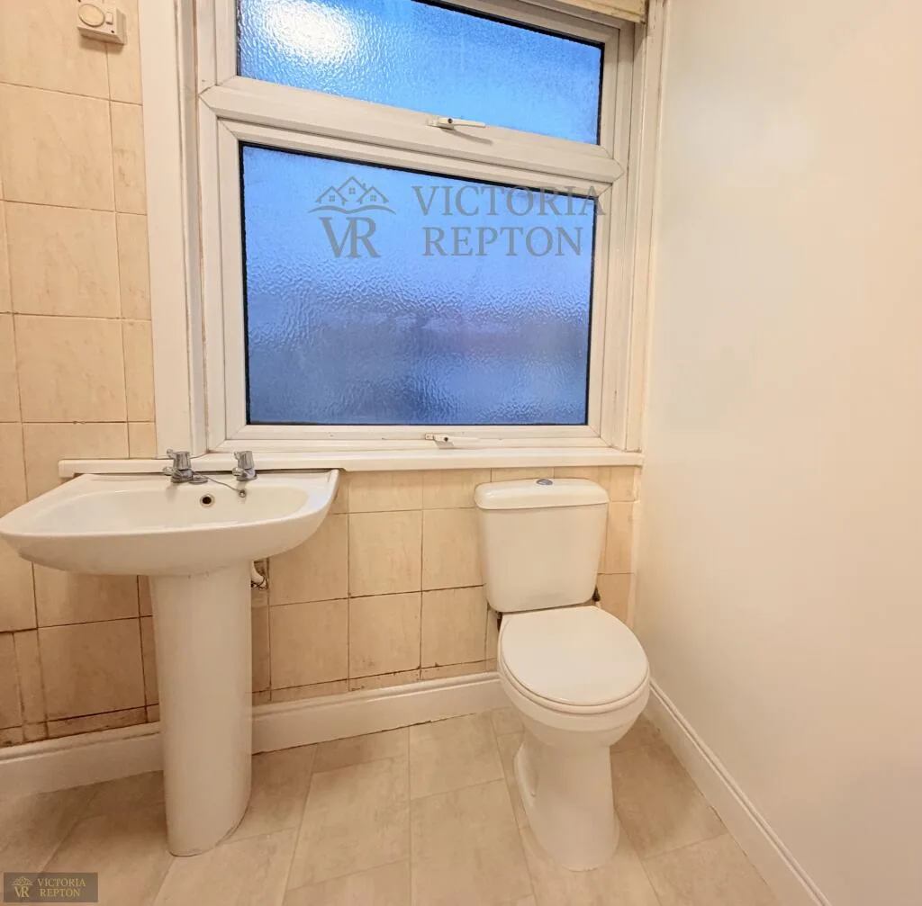 4 bedroom terraced house for rent