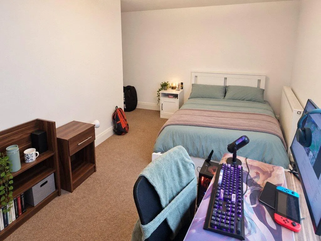 5 bedroom apartment for rent